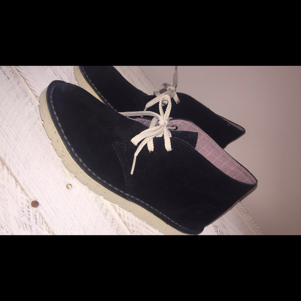 Clark Aerial Suede Desert Boots